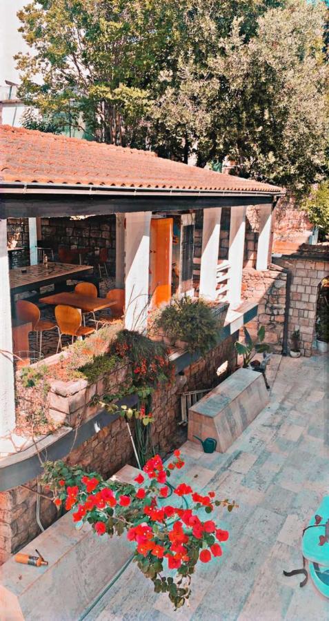 Studio Apartman Meljine Exterior foto